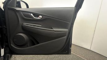 Hyundai KONA PREMIUM