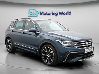 Volkswagen Tiguan R-LINE TSI DSG