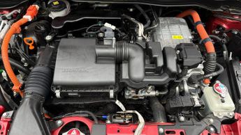 Honda Jazz I-MMD CROSSTAR EX