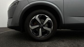 Nissan Qashqai DIG-T N-CONNECTA DCT