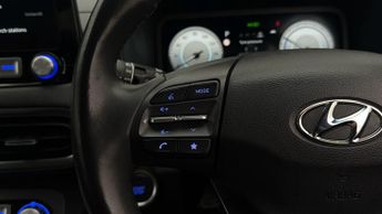 Hyundai KONA PREMIUM