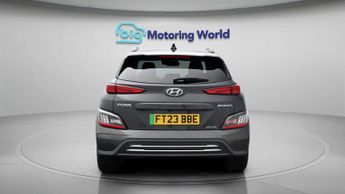 Hyundai KONA PREMIUM