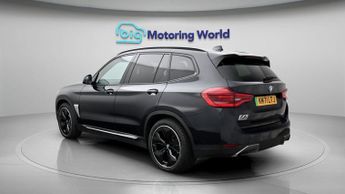 BMW iX3 PREMIER EDITION PRO