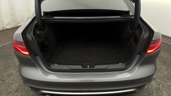Jaguar XE R-DYNAMIC S