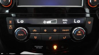 Nissan Qashqai DIG-T ACENTA PREMIUM DCT