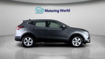 Nissan Qashqai DIG-T ACENTA PREMIUM DCT