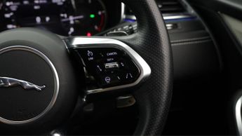 Jaguar F-PACE R-DYNAMIC BLACK