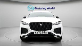 Jaguar F-PACE R-DYNAMIC BLACK