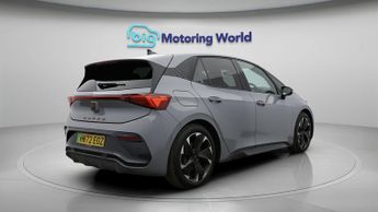 CUPRA Born V2