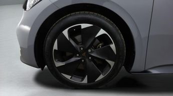 CUPRA Born V2