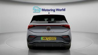 CUPRA Born V2