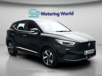 MG ZS SE