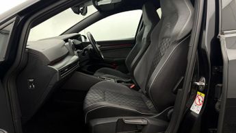 Volkswagen Golf R-LINE TDI DSG