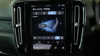 Volvo XC40 RECHARGE TWIN PLUS AWD