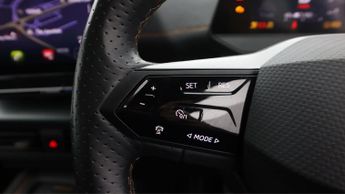 CUPRA Born V1