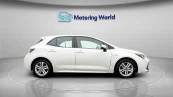 Toyota Corolla ICON TECH