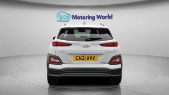 Hyundai KONA PREMIUM SE