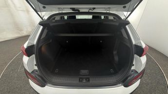 Hyundai KONA PREMIUM SE