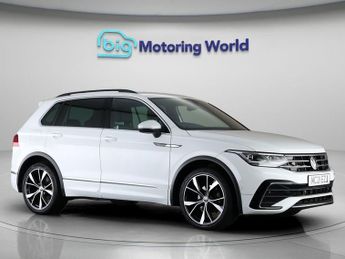 Volkswagen Tiguan R-LINE TSI DSG