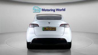 Tesla Model Y BASE
