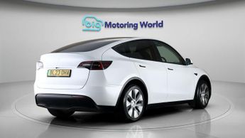 Tesla Model Y BASE