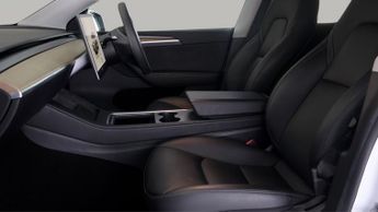 Tesla Model Y BASE