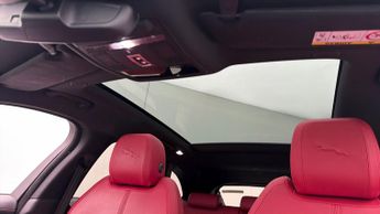 Jaguar F-PACE R-DYNAMIC BLACK