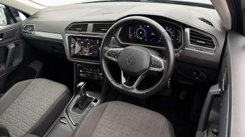 Volkswagen Tiguan LIFE TSI DSG