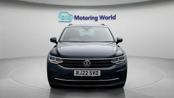 Volkswagen Tiguan LIFE TSI DSG