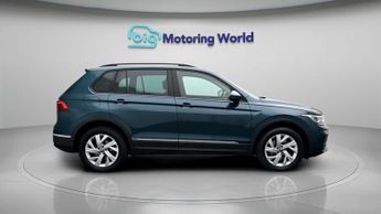 Volkswagen Tiguan LIFE TSI DSG