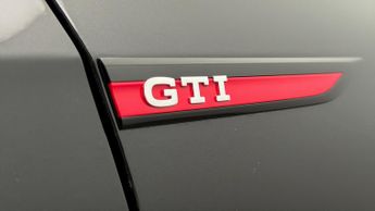 Volkswagen Golf GTI TSI DSG