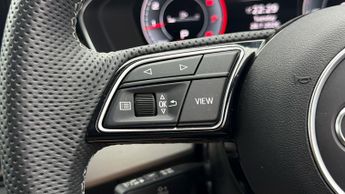 Audi A4 TFSI S LINE