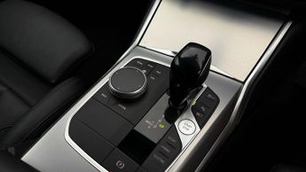 BMW 3 Series 330E M SPORT