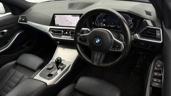 BMW 3 Series 330E M SPORT