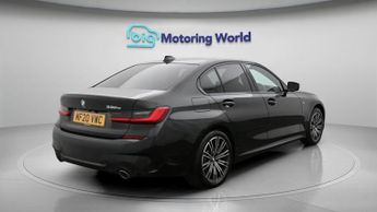 BMW 3 Series 330E M SPORT