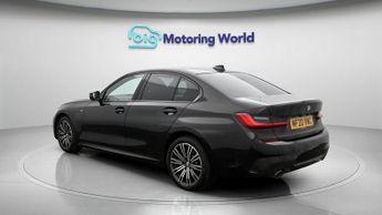 BMW 3 Series 330E M SPORT