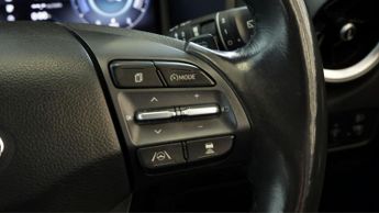 Hyundai KONA PREMIUM