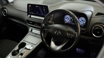 Hyundai KONA PREMIUM