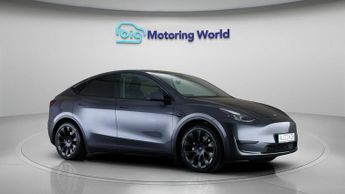 Tesla Model Y BASE