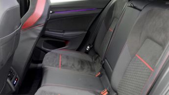 Volkswagen Golf GTI CLUBSPORT TSI DSG