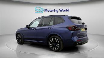 BMW iX3 M SPORT