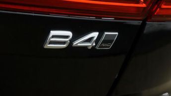 Volvo XC60 B4 PLUS AWD