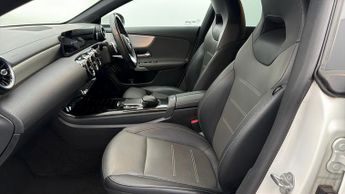 Mercedes-Benz CLA CLA 180 AMG LINE