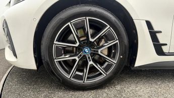 BMW i4 EDRIVE35 M SPORT