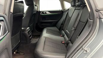 BMW i4 EDRIVE40 SPORT