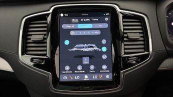 Volvo XC90 RECHARGE T8 PLUS AWD