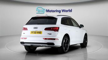 Audi Q5 TDI QUATTRO S LINE BLACK EDITION