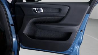 Volvo C40 RECHARGE CORE