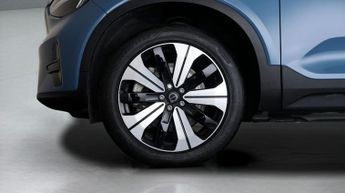 Volvo C40 RECHARGE CORE