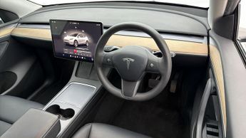 Tesla Model Y LONG RANGE AWD